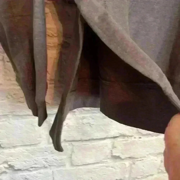 Wildfox "Easy Does It" statement sweatshirt Charcoal Gray Size M - Picture 6 of 9